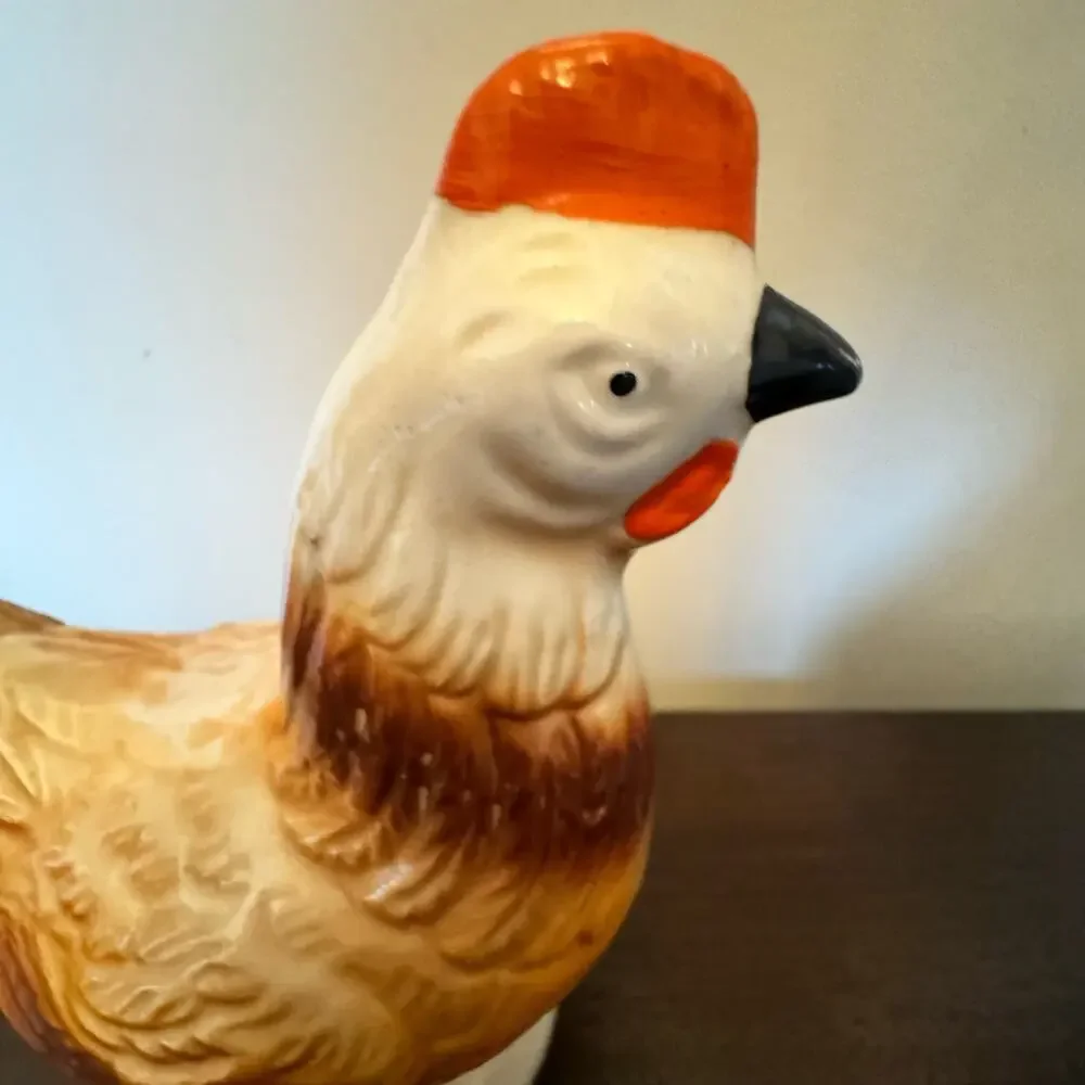 VTG Chicken Hen Ceramic Figurine Hand Painted Hen Farmhouse Décor Cottage Core